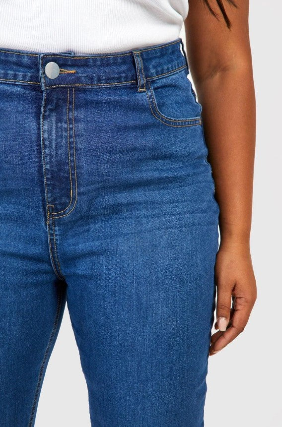 Pack of 2 Women Denim Jeans Different Style